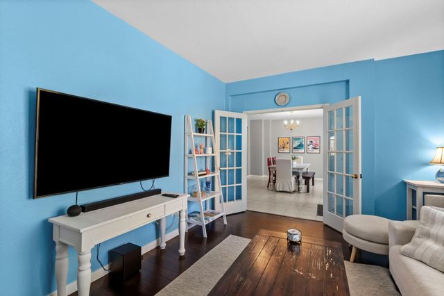 1906 Holly Hill DR, Leander, TX 78641