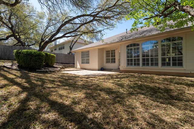 1906 Holly Hill DR, Leander, TX 78641