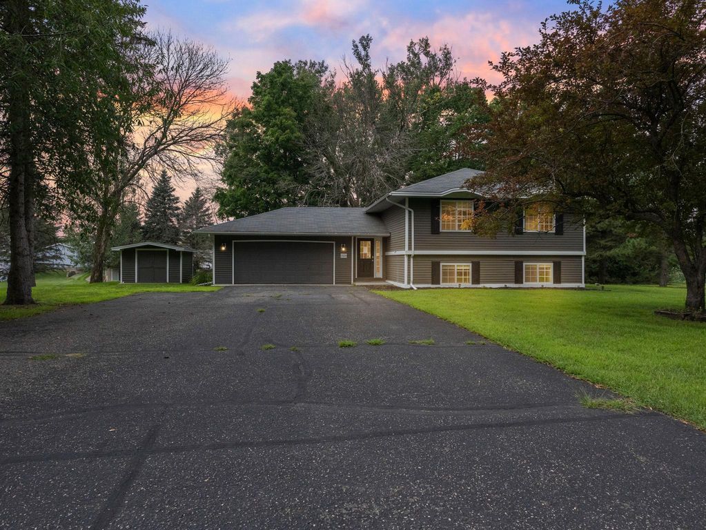 15210 Salish Street NW, Ramsey, MN 55303
