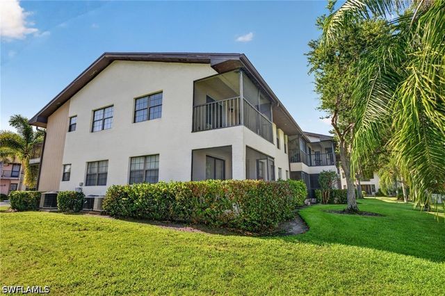 5365 Treetops DR S206, Naples, FL 34113