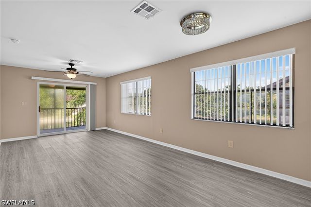 5365 Treetops DR S206, Naples, FL 34113