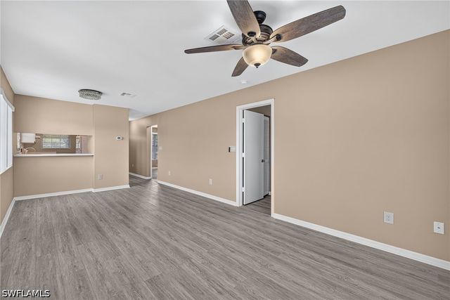 5365 Treetops DR S206, Naples, FL 34113