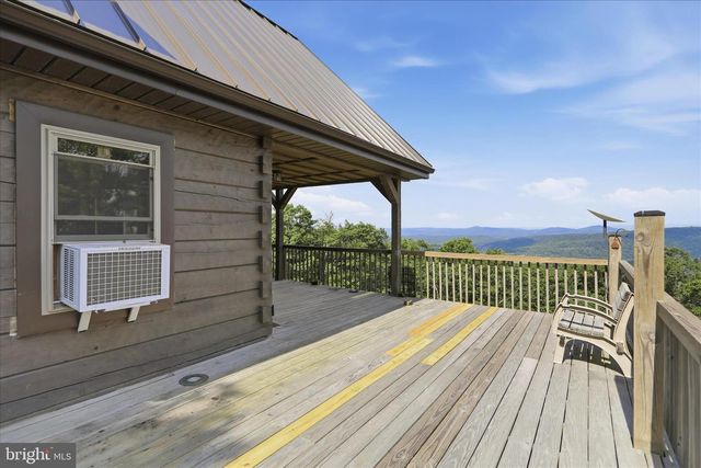 757 BROCKET DR, Springfield, WV 26763