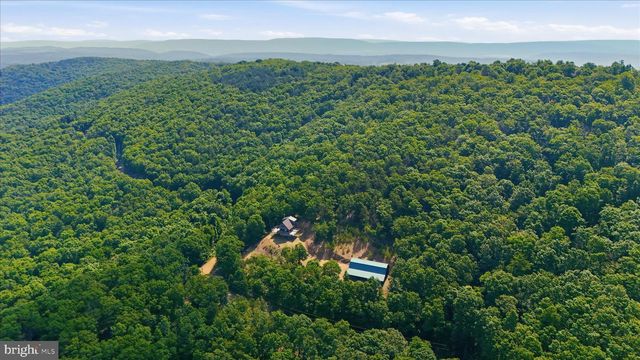 757 BROCKET DR, Springfield, WV 26763