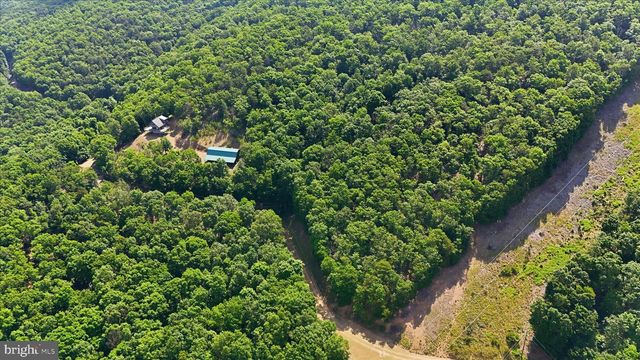 757 BROCKET DR, Springfield, WV 26763