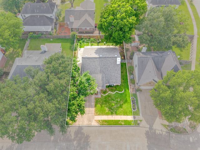 2919 Fresco Drive, Katy, TX 77449