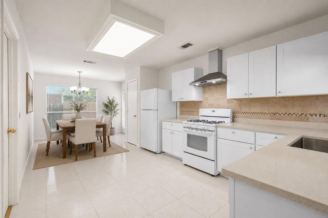 2919 Fresco Drive, Katy, TX 77449