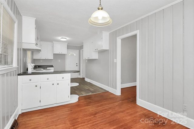 4919 Raymond Place, Charlotte, NC 28205