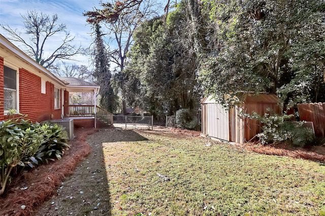 4919 Raymond Place, Charlotte, NC 28205