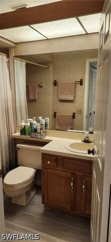 192 Fox Glen DR 2-192, Naples, FL 34104