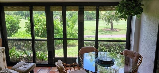 192 Fox Glen DR 2-192, Naples, FL 34104