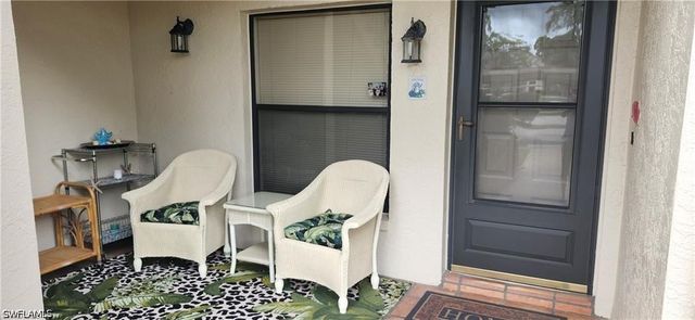 192 Fox Glen DR 2-192, Naples, FL 34104