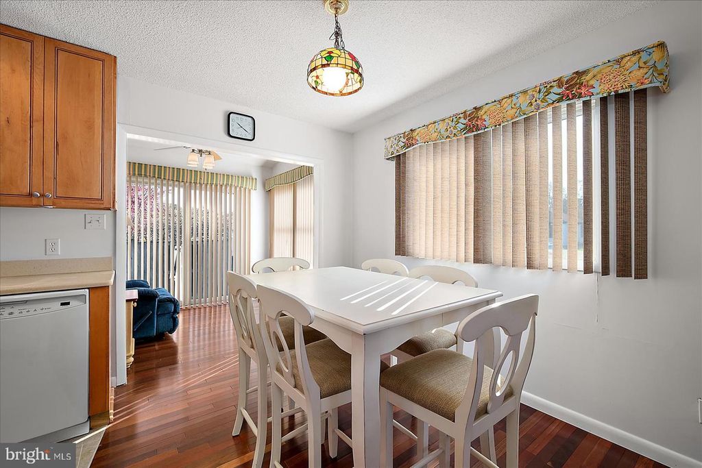 Image 15 of property listing at 702-A KELLY RD #702A, Ocean City, MD 21842