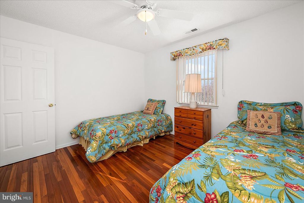 Image 27 of property listing at 702-A KELLY RD #702A, Ocean City, MD 21842