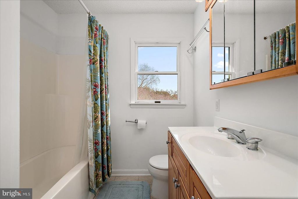 Image 29 of property listing at 702-A KELLY RD #702A, Ocean City, MD 21842