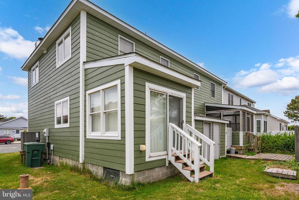 Image 31 of property listing at 702-A KELLY RD #702A, Ocean City, MD 21842