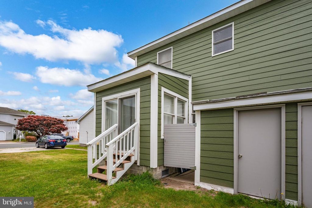 Image 32 of property listing at 702-A KELLY RD #702A, Ocean City, MD 21842