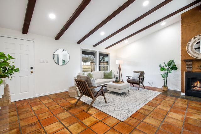 917 Warfield Way, Richardson, TX 75080