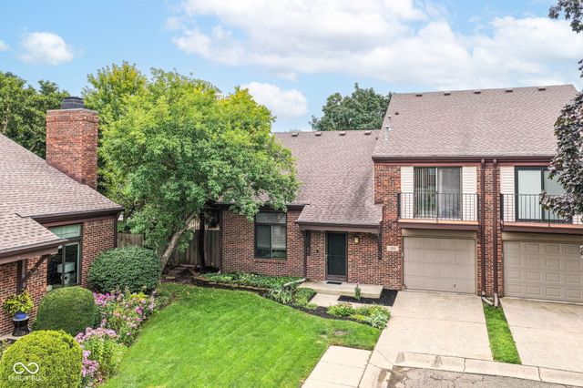 355 E Saint Clair Street, Indianapolis, IN 46202