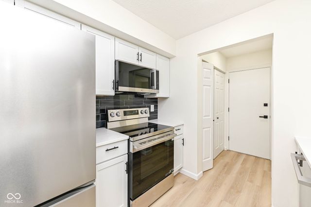 355 E Saint Clair Street, Indianapolis, IN 46202