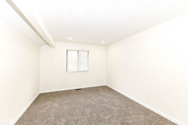 355 E Saint Clair Street, Indianapolis, IN 46202