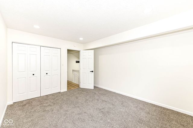 355 E Saint Clair Street, Indianapolis, IN 46202