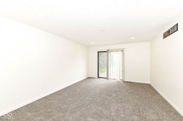 355 E Saint Clair Street, Indianapolis, IN 46202