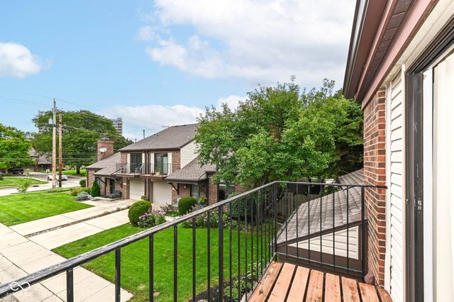 355 E Saint Clair Street, Indianapolis, IN 46202