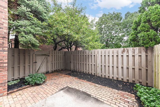 355 E Saint Clair Street, Indianapolis, IN 46202