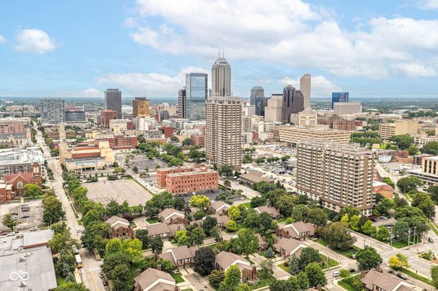 355 E Saint Clair Street, Indianapolis, IN 46202