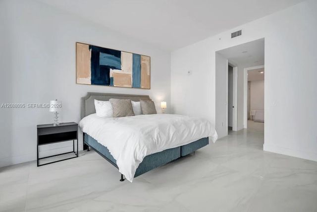 17550 Collins Avenue 1003, Sunny Isles Beach, FL 33160