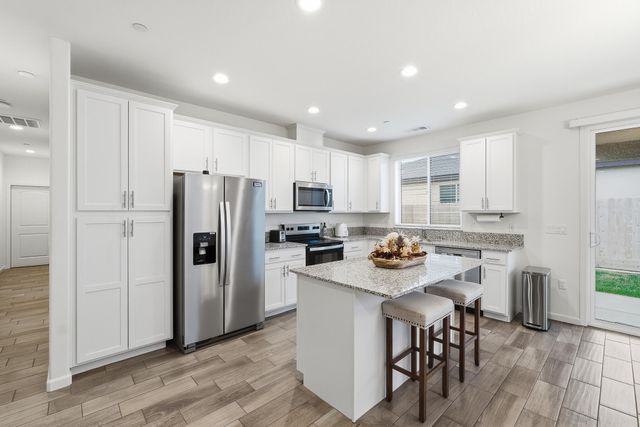 3408 Dorest Street, Tulare, CA 93274