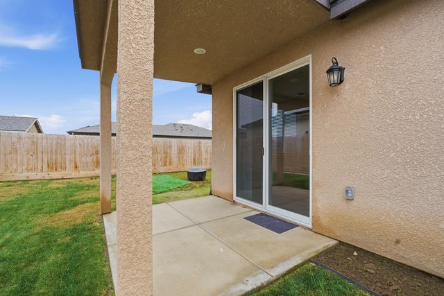 3408 Dorest Street, Tulare, CA 93274