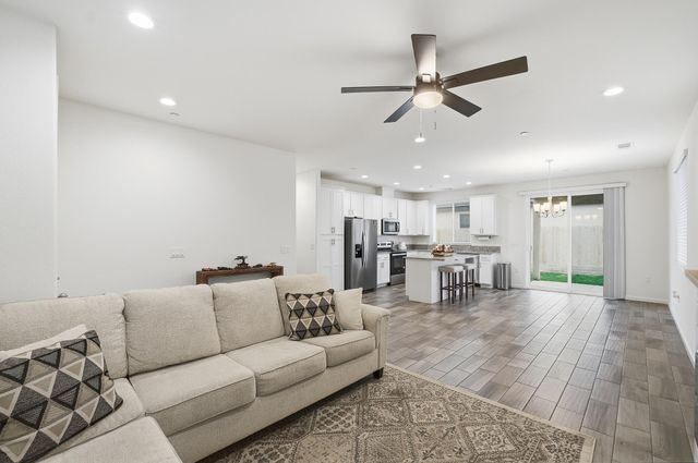 3408 Dorest Street, Tulare, CA 93274