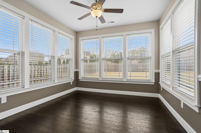 924 Hunterdale Lane, Boiling Springs, SC 29316