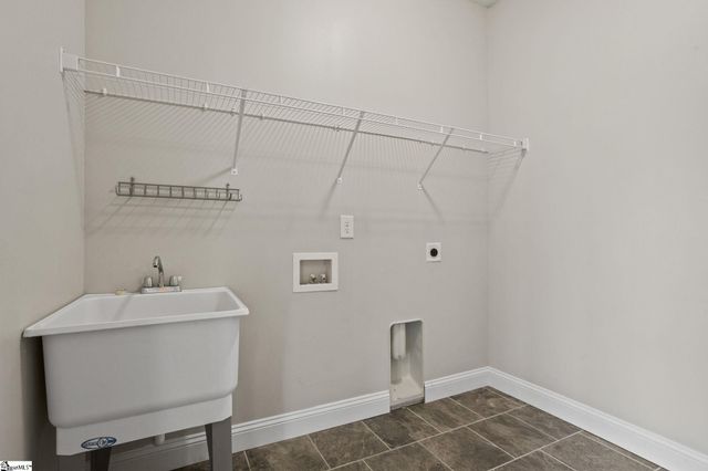 924 Hunterdale Lane, Boiling Springs, SC 29316