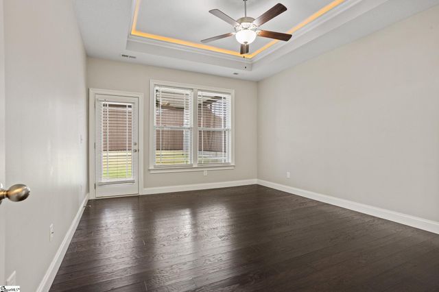 924 Hunterdale Lane, Boiling Springs, SC 29316