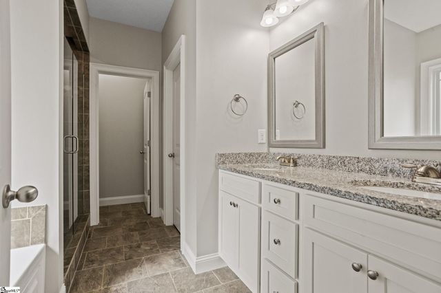 924 Hunterdale Lane, Boiling Springs, SC 29316