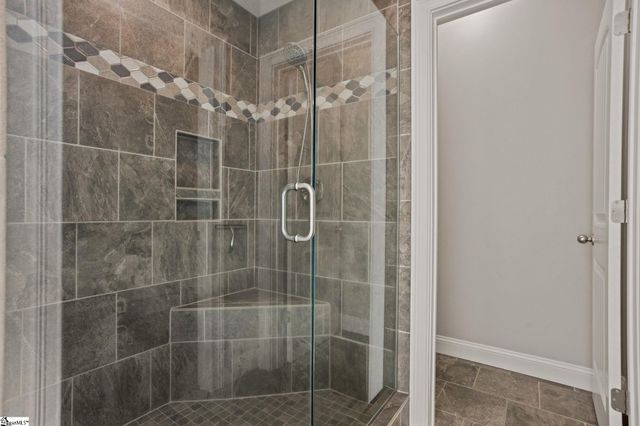 924 Hunterdale Lane, Boiling Springs, SC 29316