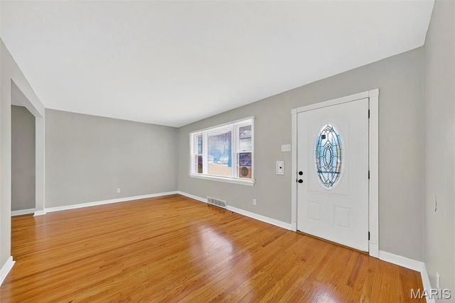 9279 Dell Court, Bellefontaine Nghbrs, MO 63137