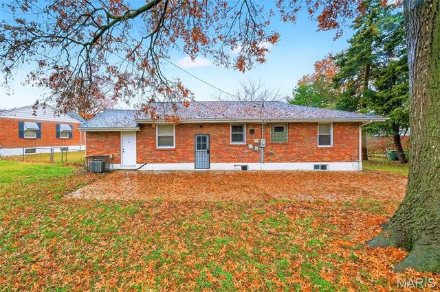 9279 Dell Court, Bellefontaine Nghbrs, MO 63137