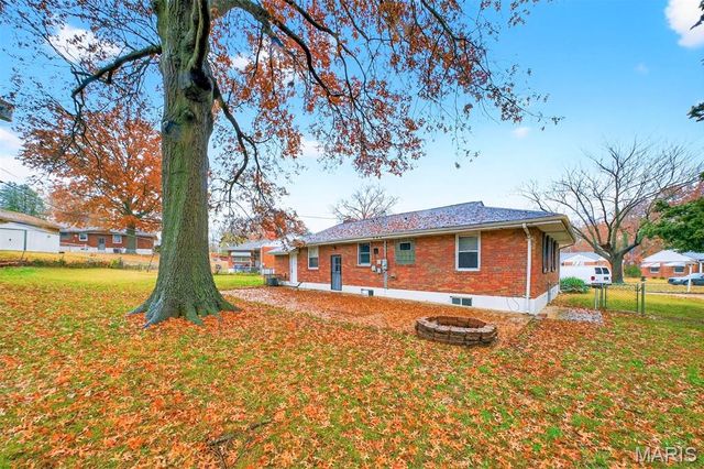 9279 Dell Court, Bellefontaine Nghbrs, MO 63137