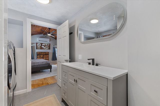 8 Barry Drive, Chelmsford, MA 01863