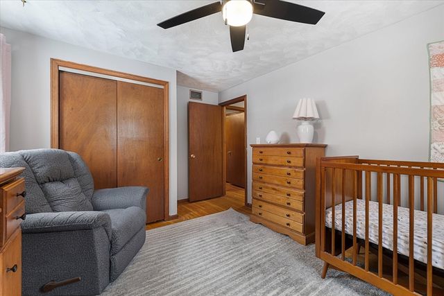 8 Barry Drive, Chelmsford, MA 01863