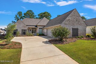 138 Camden Lake Drive, Madison, MS 39110