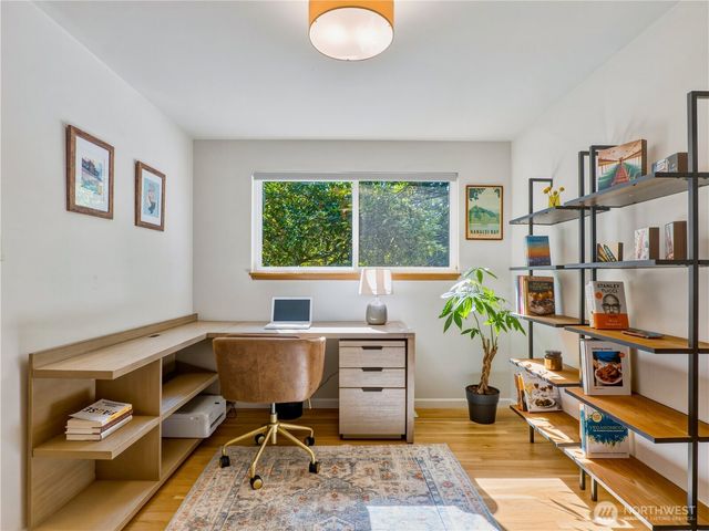 17128 2nd Avenue SW, Normandy Park, WA 98166