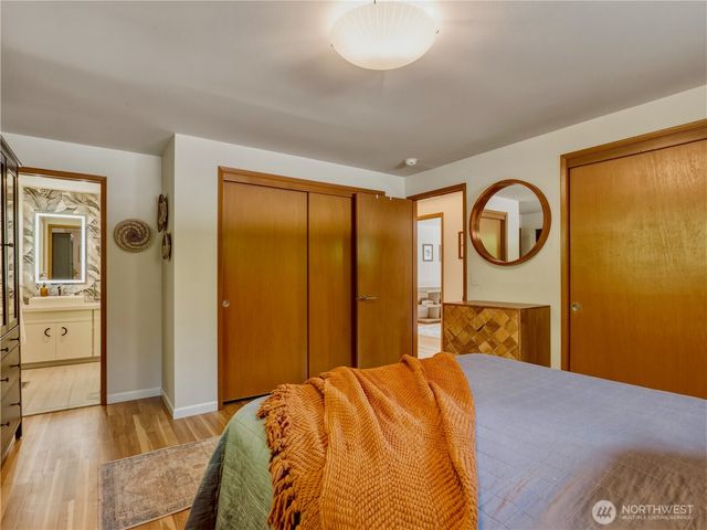 17128 2nd Avenue SW, Normandy Park, WA 98166
