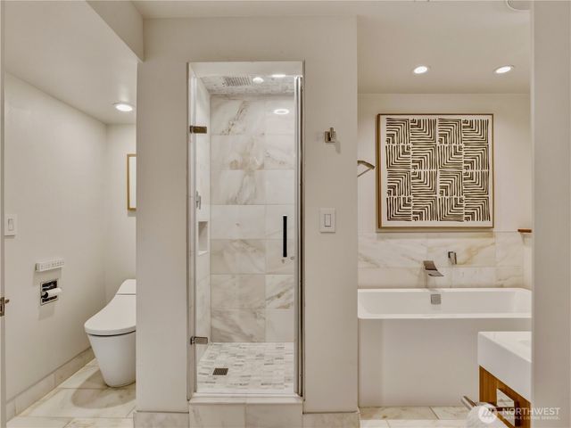 17128 2nd Avenue SW, Normandy Park, WA 98166