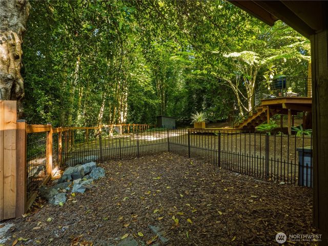 17128 2nd Avenue SW, Normandy Park, WA 98166