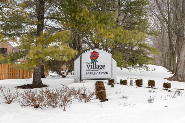 4250 Village Parkway Circle E 6, Indianapolis, IN 46254